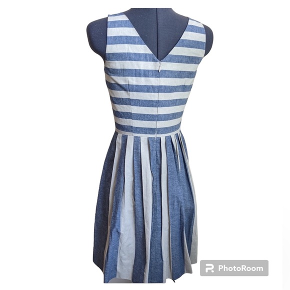 Antonio Melani Dress Size 4 - Picture 3 of 11